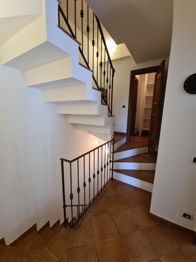Dolce Casa Da Roby E Andrea By Portofinovacanze San Maurizio di Monte Екстер'єр фото